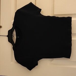 Black crop top, M, Uniqlo